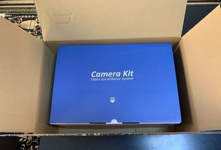 ★新品未使用　監視カメラ　防犯カメラ４台セット