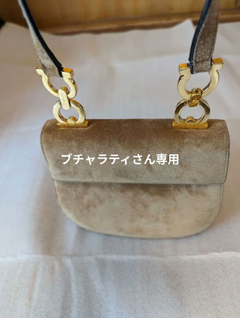 【レア品】フェラガモ　ミニバッグ