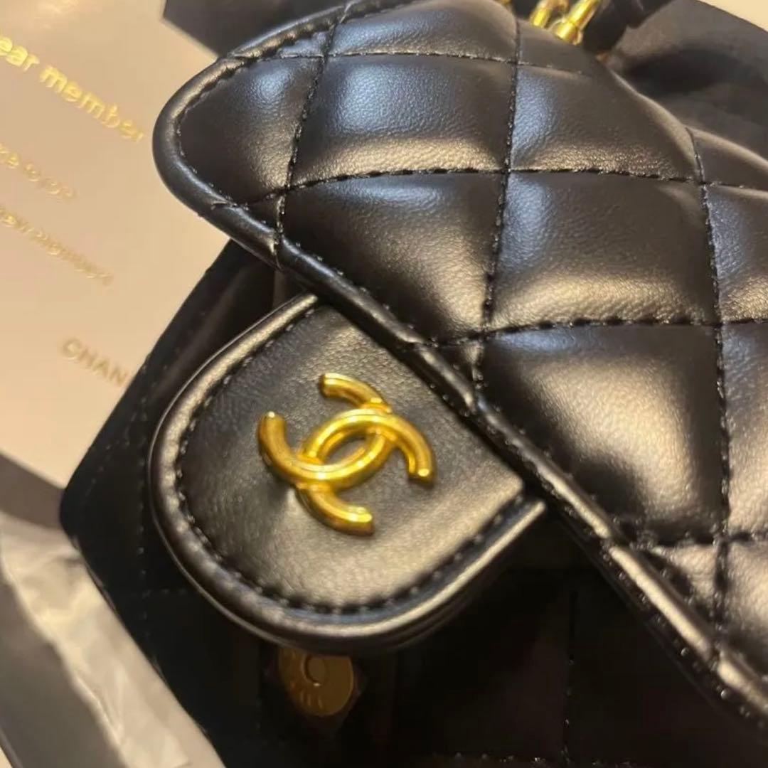 ✨１点のみ✨CHANEL ノベルティキルティングバッグ ブラック ミラー付き