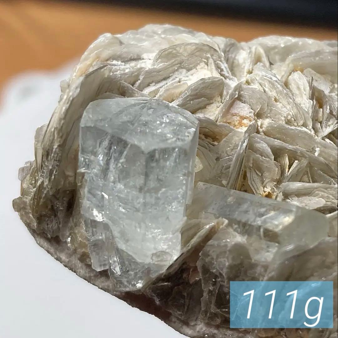 100ｇ超　アクアマリン　モスコバイト　共生鉱　クラスター　スカルドゥ　ナガール