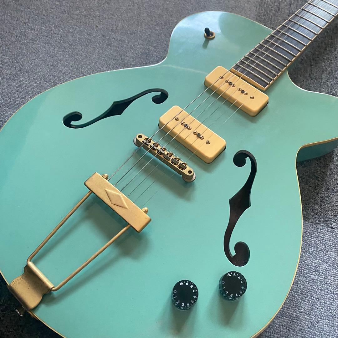 椎名林檎 愛用 デューセンバーグ グレッチタイプセミアコ ノーブランド