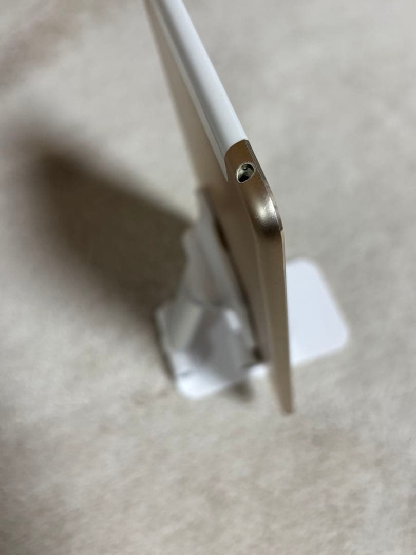 iPad mini 4 ゴールド 64GB wifi セルラーsimフリー