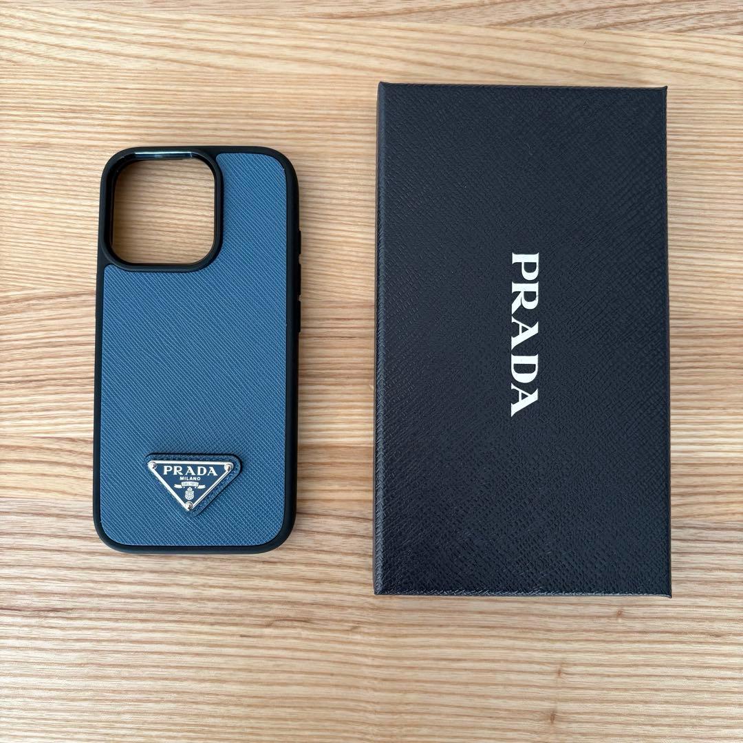 PRADA iPhone 16 Pro ケース【新品未使用】