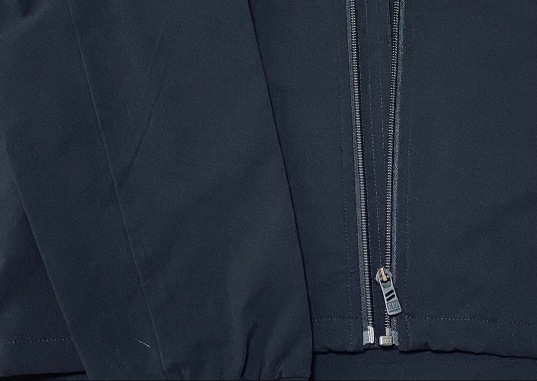 munsingwear フード付きジャケット レディース ブラック