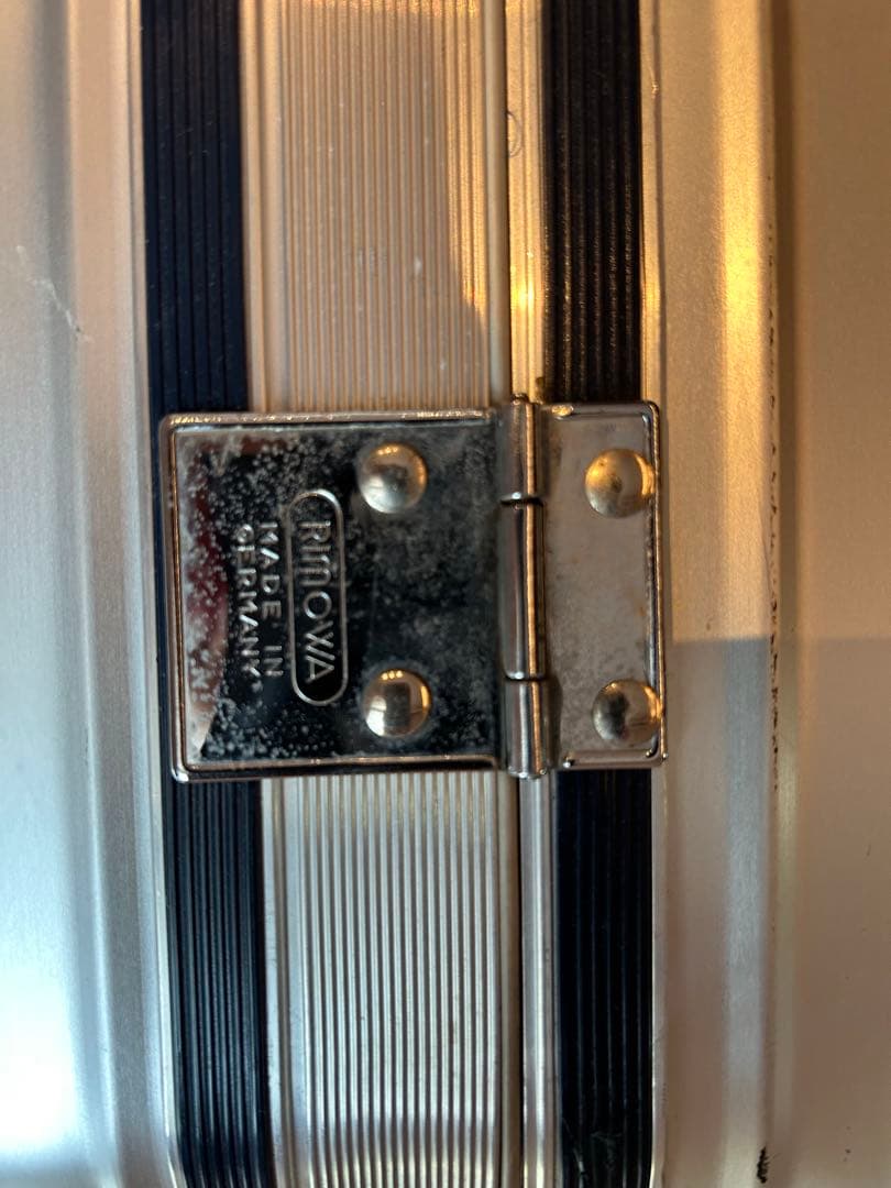 リモワ　RIMOWA トパーズ　アルミ製 シルバーキャリーケース 大型
