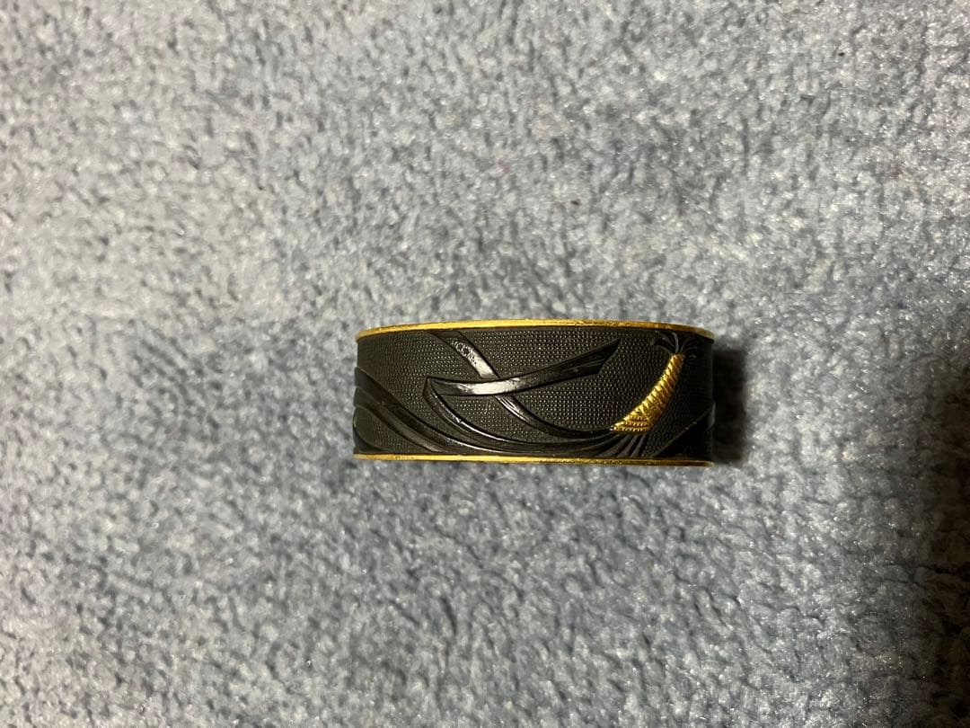 縁頭　魚子地　現代物