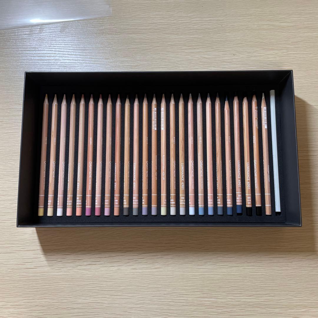 CARAN D'ACHE LUMINANCE 6901 100色セット