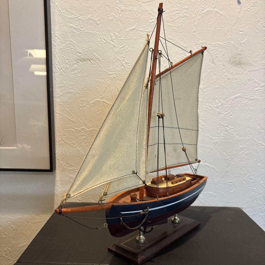 ベルギー製　帆船模型