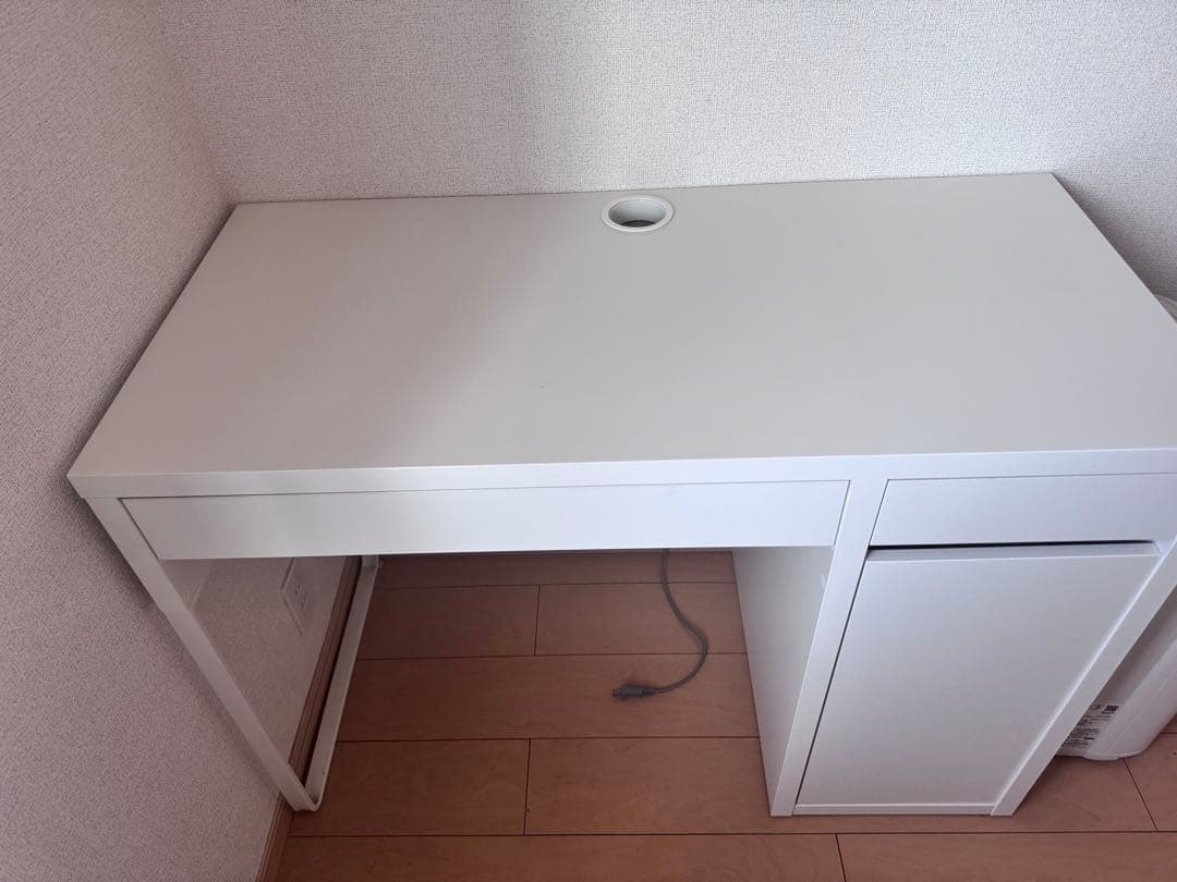 パソコンデスク IKEA MICKE
