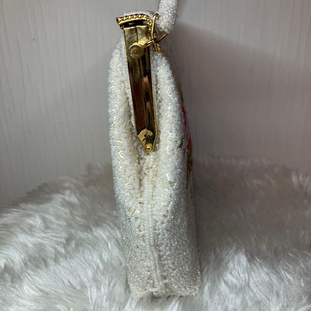 花柄　フラワーモチーフ　パーティーバック　レトロ　アンティーク　ビーズバック