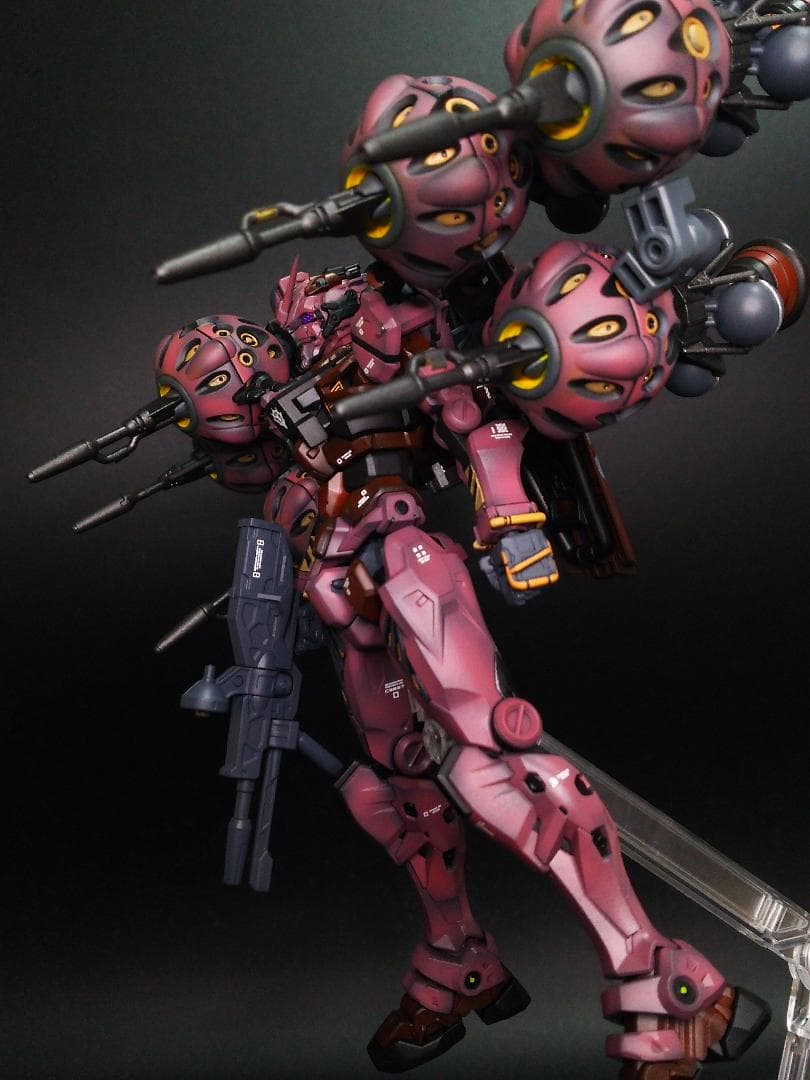 HG 赤いガンダム　ビット６機装備