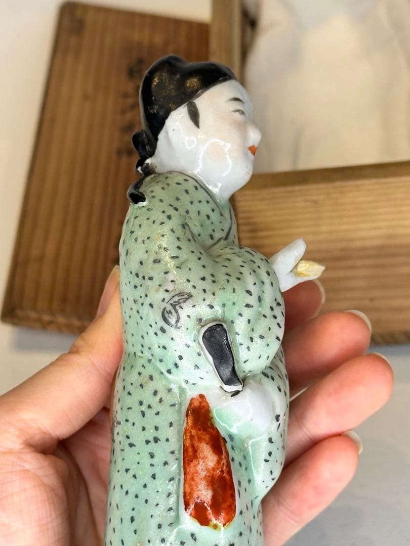 中国美術 清時代 粉彩 人物置物 共箱付 火漆封印有 骨董品 古陶磁