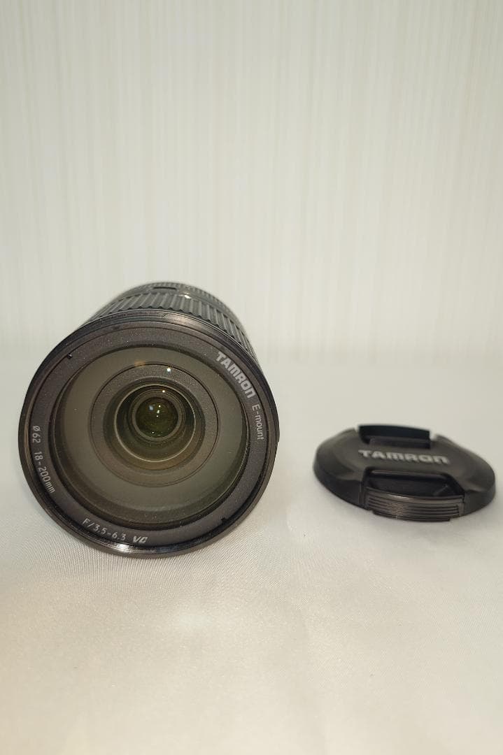 TAMRON 18-200mm f/3.5-6.3 VC ズームレンズ