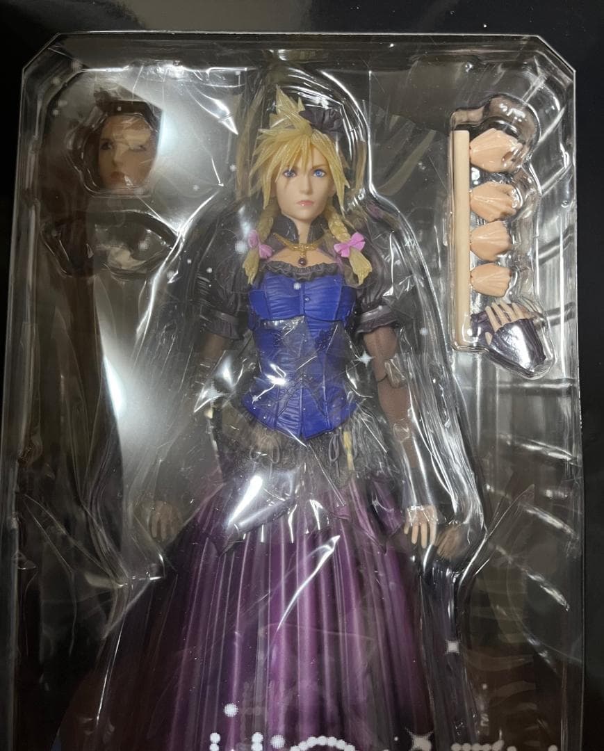 FF7 リメイク プレイアーツ改 クラウド・ストライフ ドレス Ver．