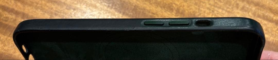 【リンゴ】Apple iPhone 13 ミッドナイト 本体+レザーケース