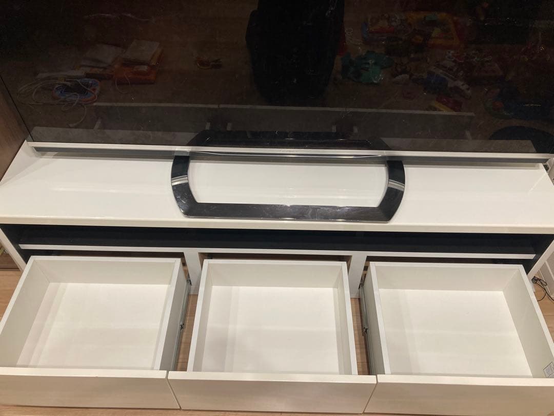 ホワイト 引き出し式 テレビボード（ニトリ製、2020年購入）