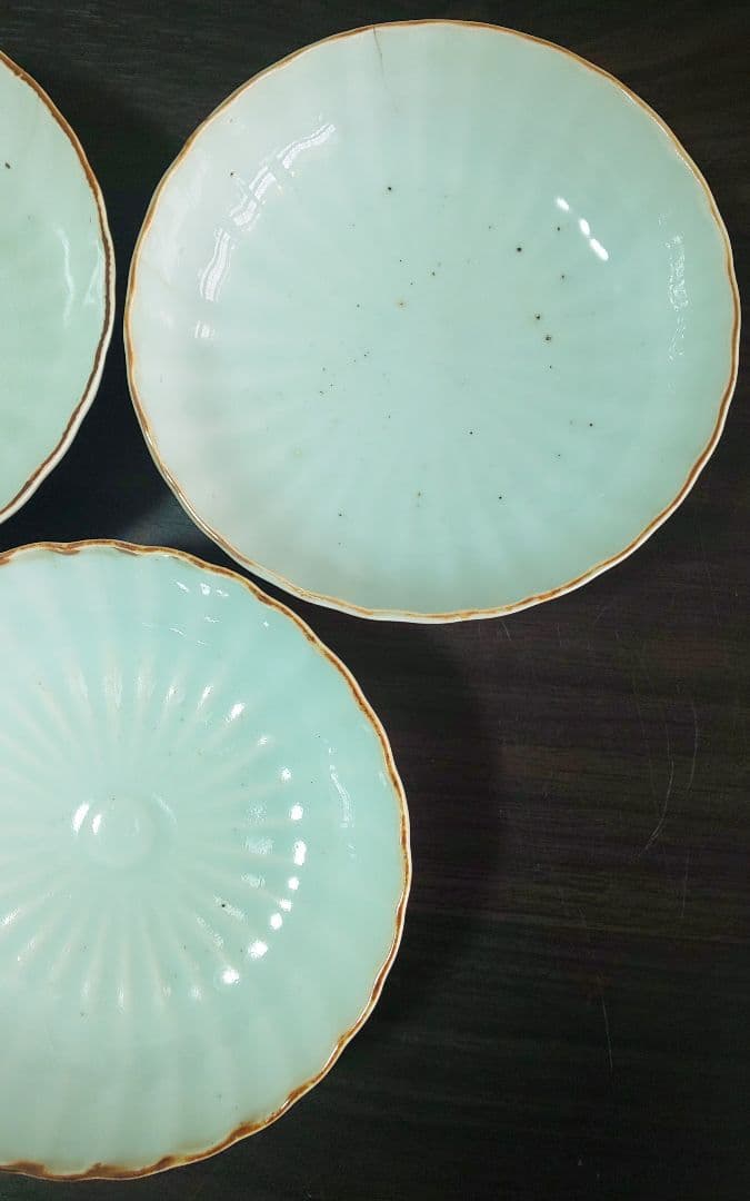 古伊万里 菊花紋 影青のような青白磁 水色なます皿3セット