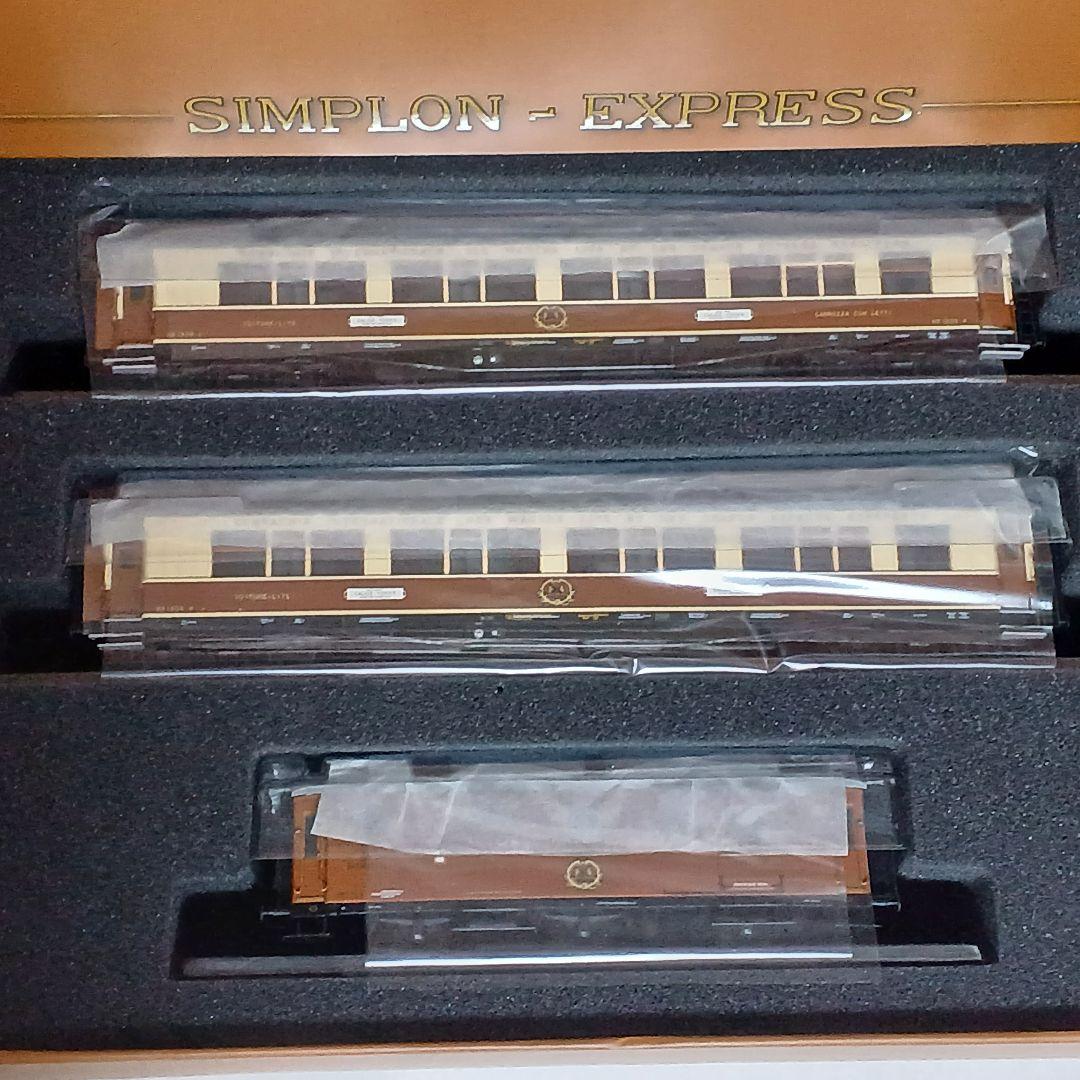 d*3様 HOBBY TRAIN　CIWL シンプロン エクスプレス ６両セット