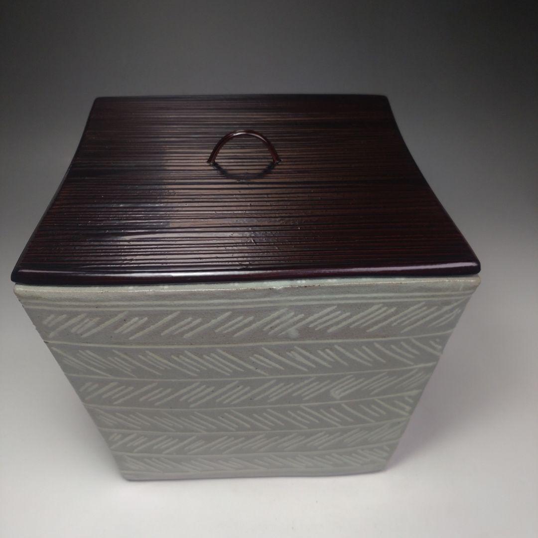 ィ113 水指『福森比路志作』『玄々斎好写三島四方角水指　共箱』茶道具