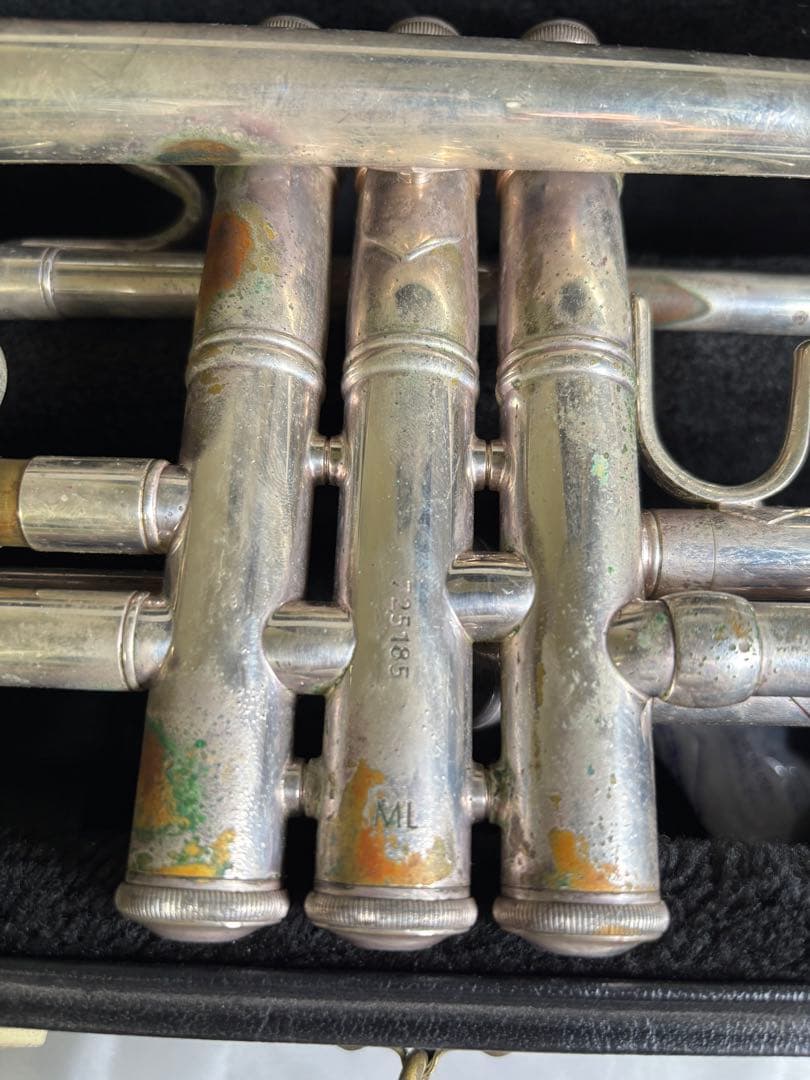 【ジャンク】Vincent Bach 37 ML トランペット