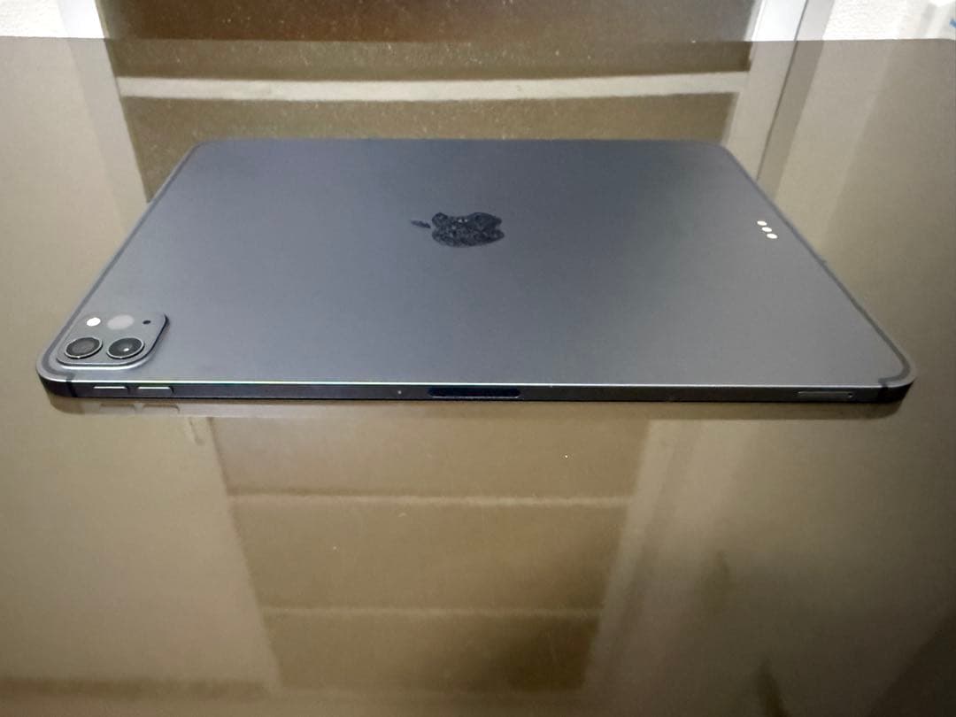 【値下げ中】iPad Pro 11\" 第2世代 + Smart Keyboard