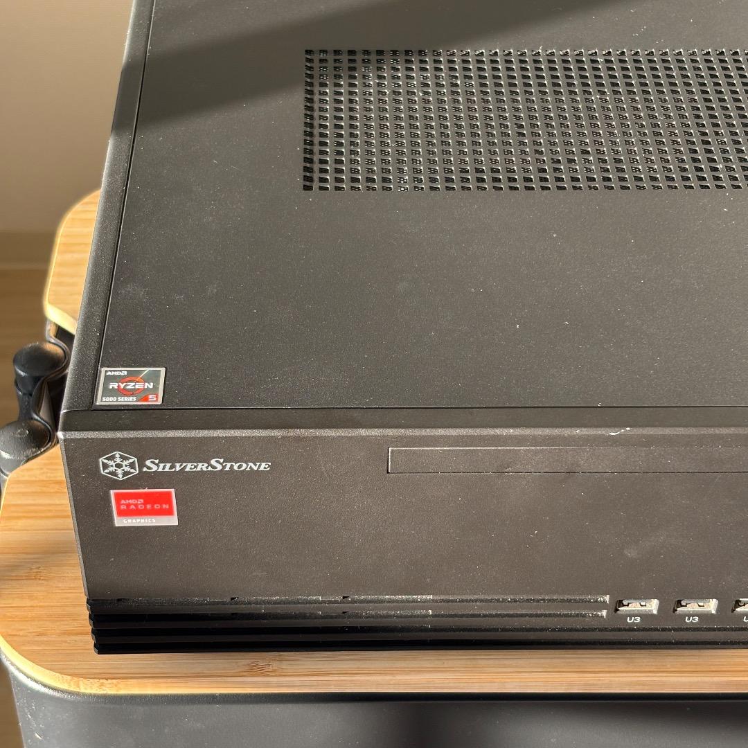 SilverStone MILO11 MicroATXケース 電源付属