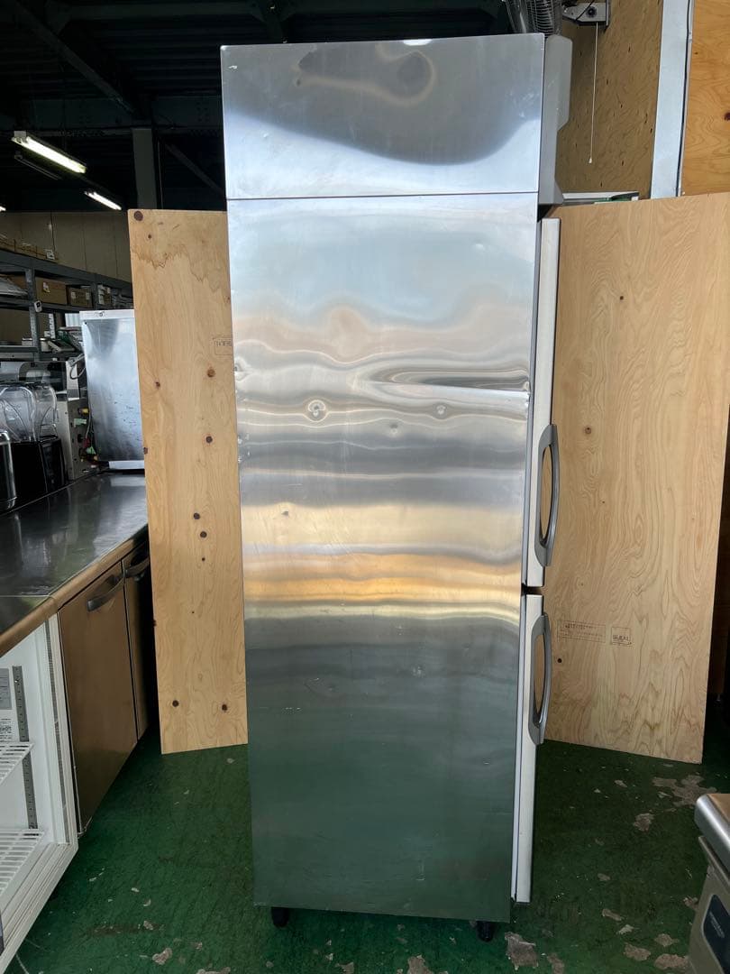 2013年 フクシマ縦型冷蔵庫 610x650x1950