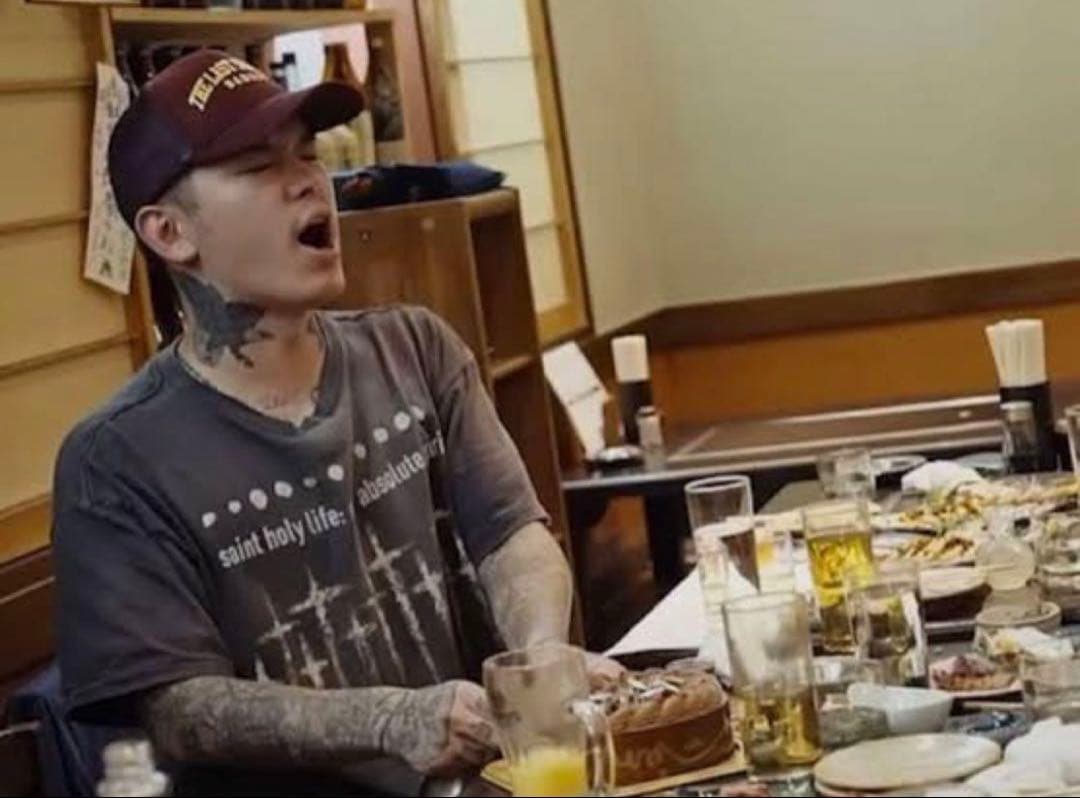 T-pablow着用 SAINT Mxxxxxx FORSOMEONE Tシャツ