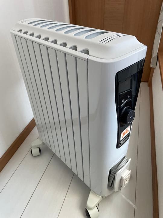 デロンギ　オイルヒーター　RHJ65L0915