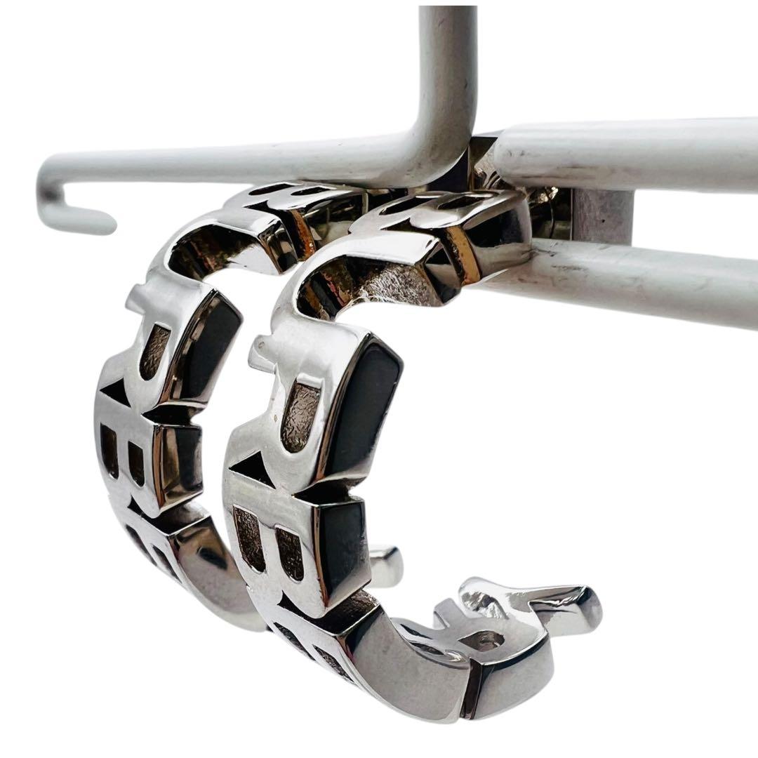 超美品✨バーバリーロンドン　フープ　ピアス　イタリー製　ロゴ