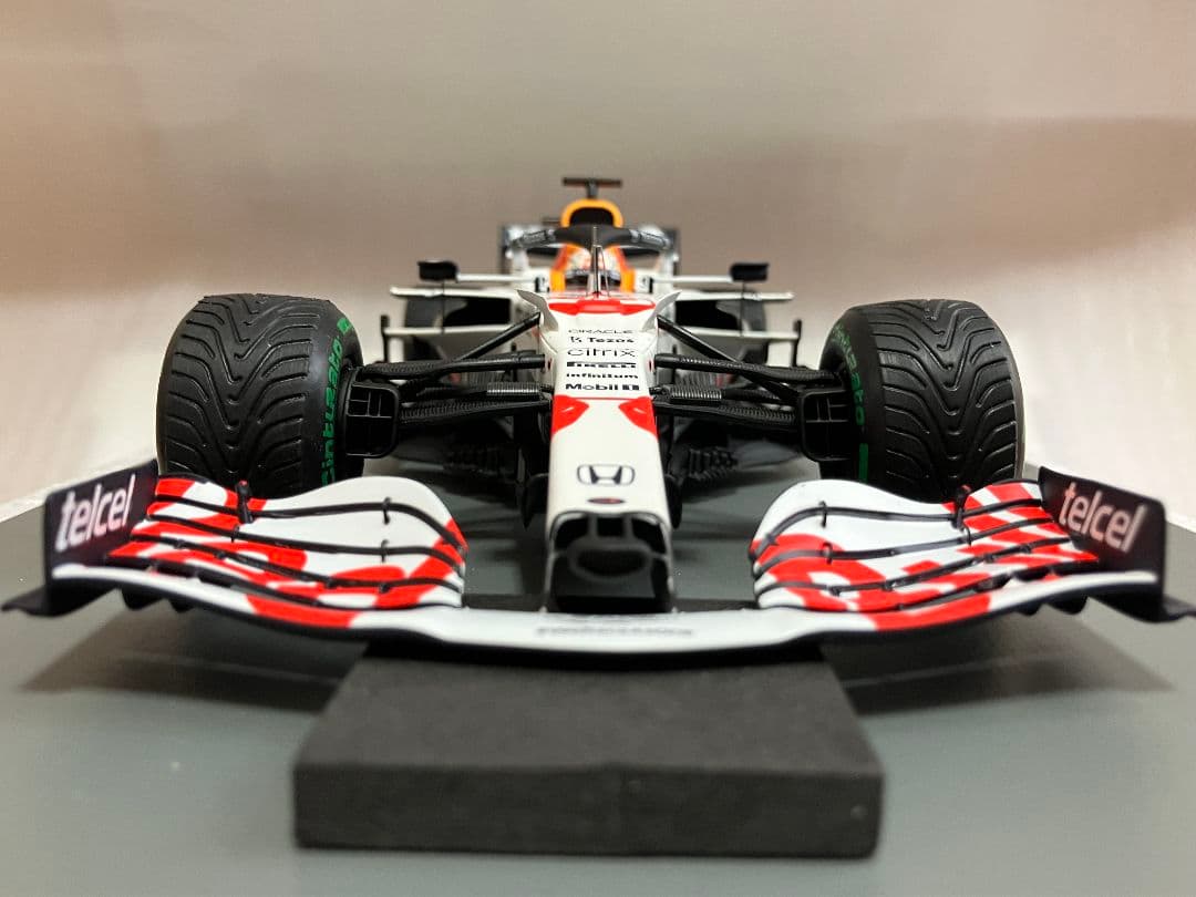 O⑭ 1/18 スパーク製 レッドブルRB16BトルコGP ありがとうカラー