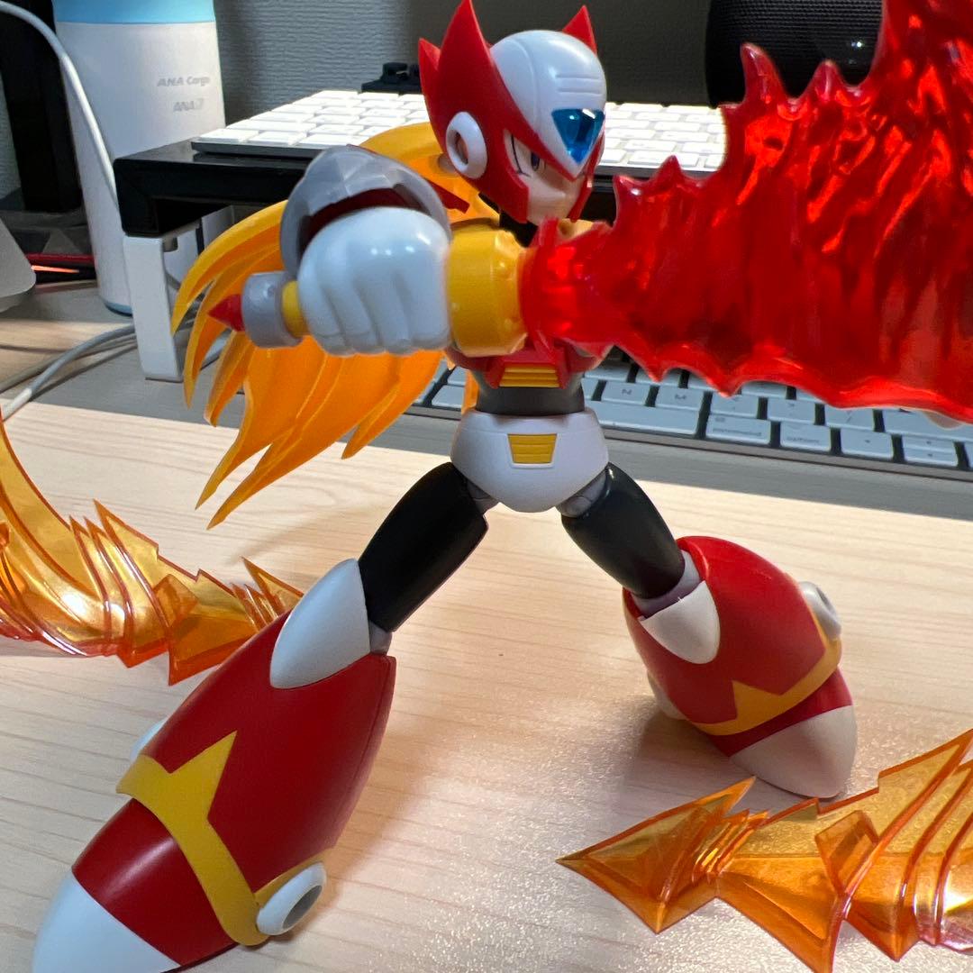 【組立済】コトブキヤ ロックマンX ゼロ プラモデル フィギュア　壽屋　龍炎刃