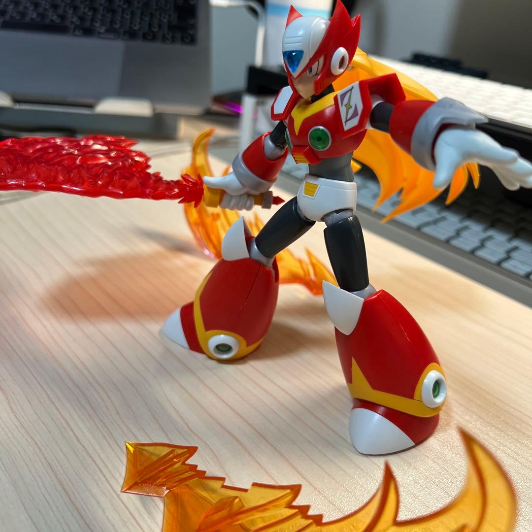 【組立済】コトブキヤ ロックマンX ゼロ プラモデル フィギュア　壽屋　龍炎刃