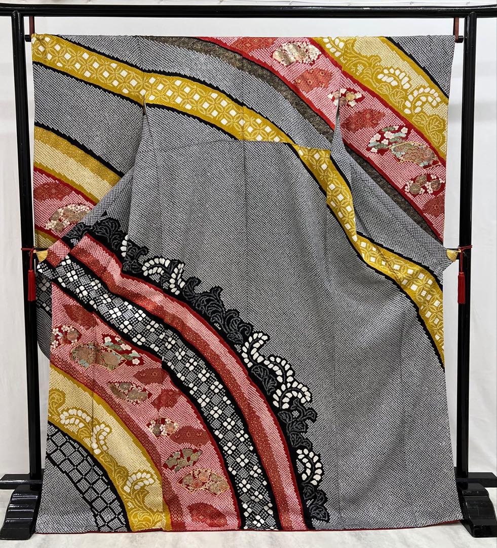 豪華総絞り　本加工　振り袖　フルセット　長襦袢　金彩　刺繍　成人式　振袖　596