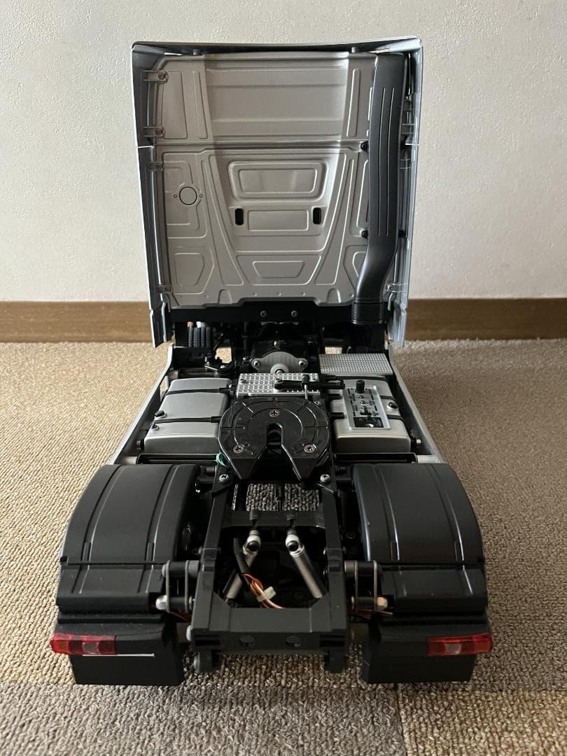 1/14RC メルセデスベンツ アクトロスギガスペース フルオペレーションセット