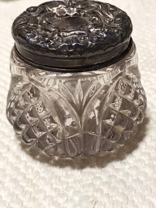 小物入れ　アンティーク　ガラス　英国　イギリス　ホールマーク　銀　シルバー