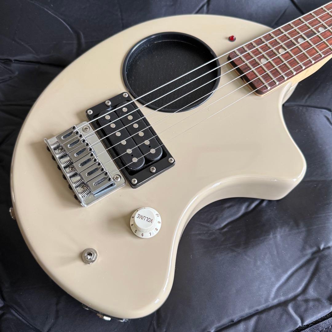 極美品 フェルナンデス ZO-3 アンプ内蔵 エレキギター
