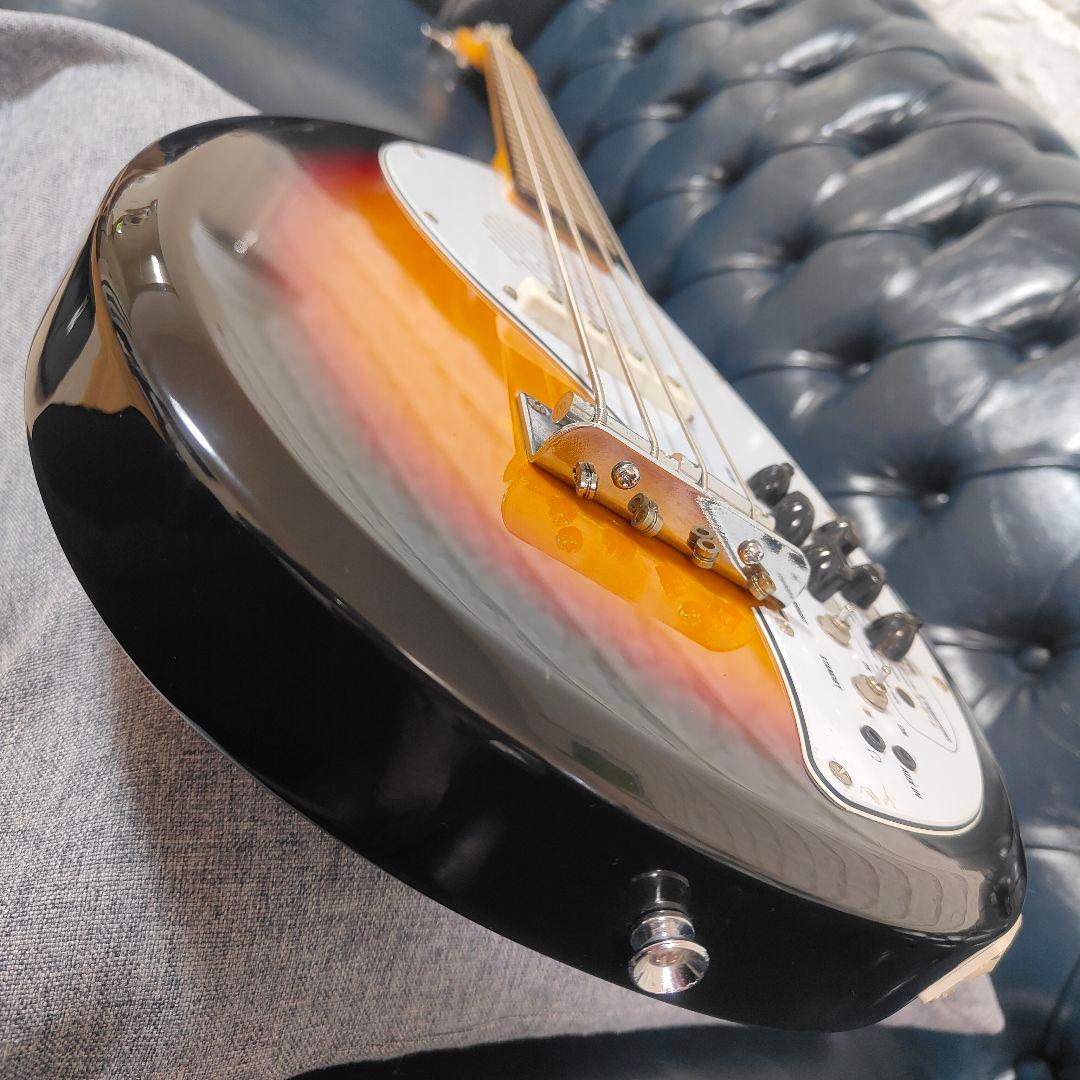 VOX APACHE-1B アンプ&リズムボックス内蔵ギター ティアドロップ型