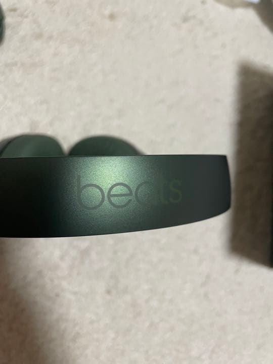 ヘッドホン beats solo2