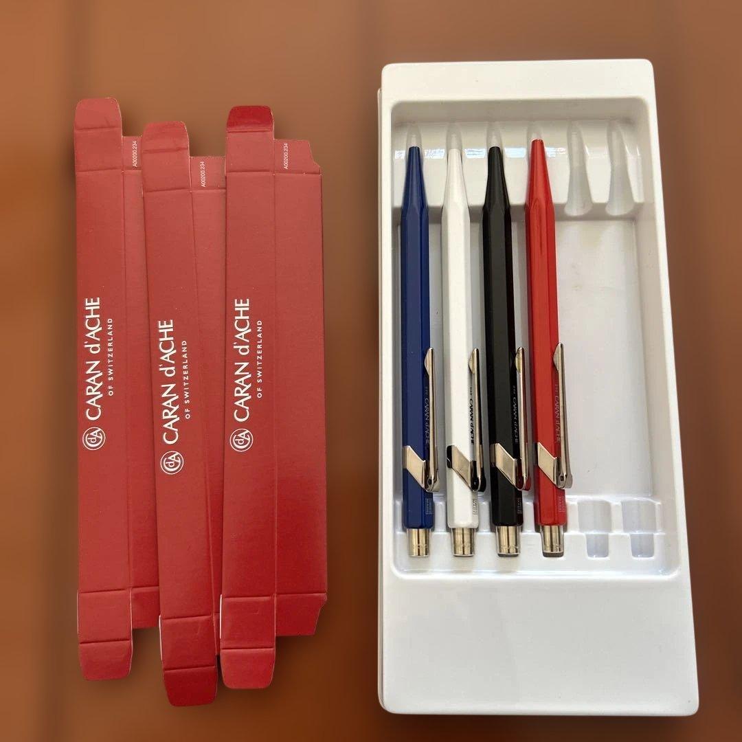 【CARAN d'ACHE】 ボールペン 4本セット ギフトボックス付き