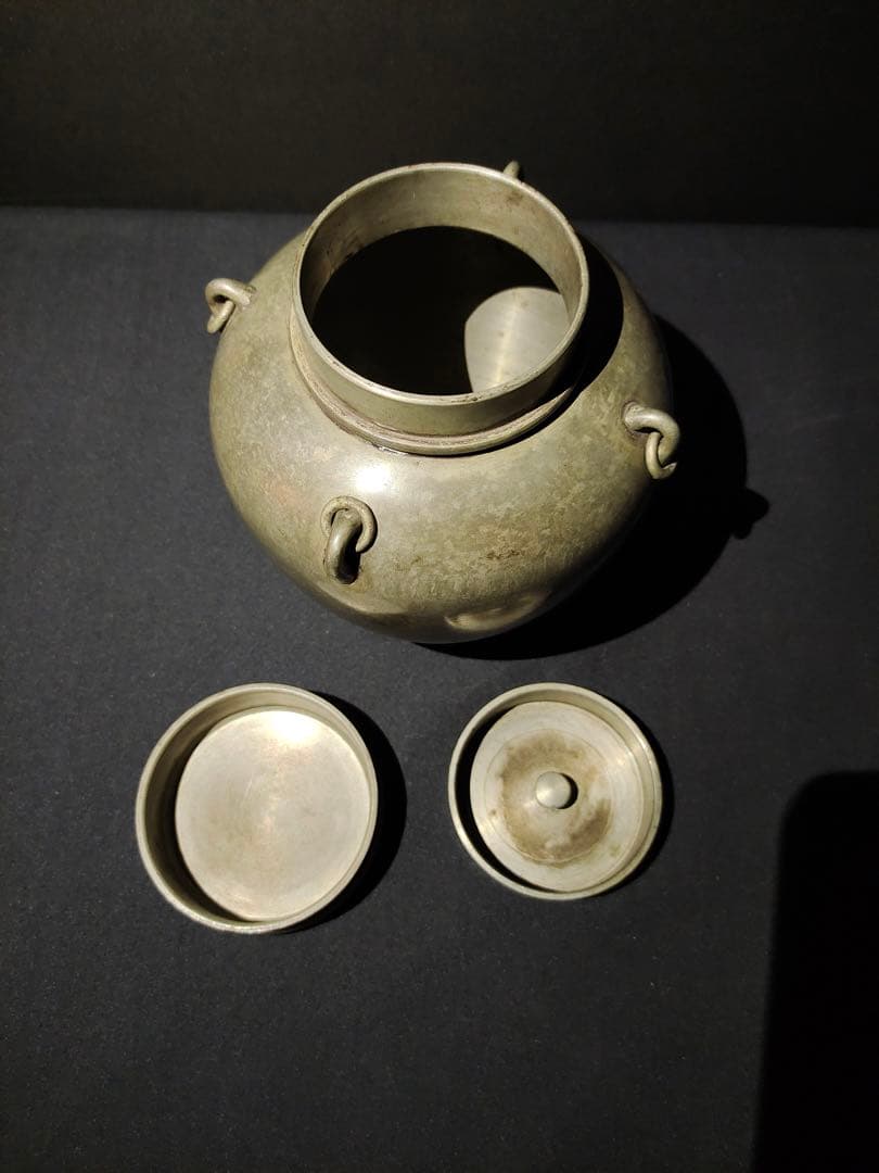 古錫 蔵六居造 錫製無紋四耳帯環茶心壺 茶道具 茶筒 古美術品 重さ910g