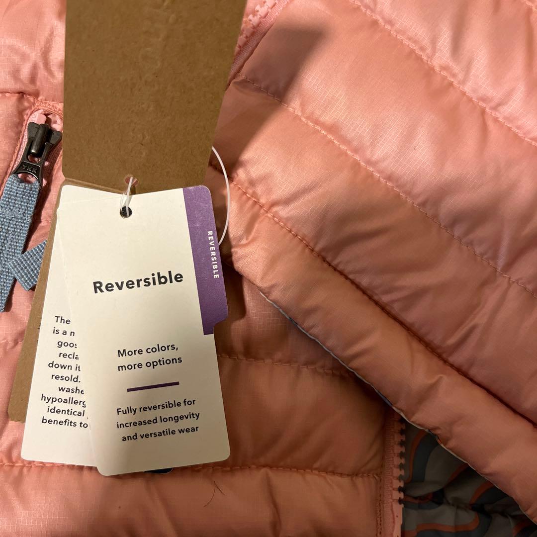 パタゴニア　ベビー　リバーシブルダウンセーターフーディ水色　くじら