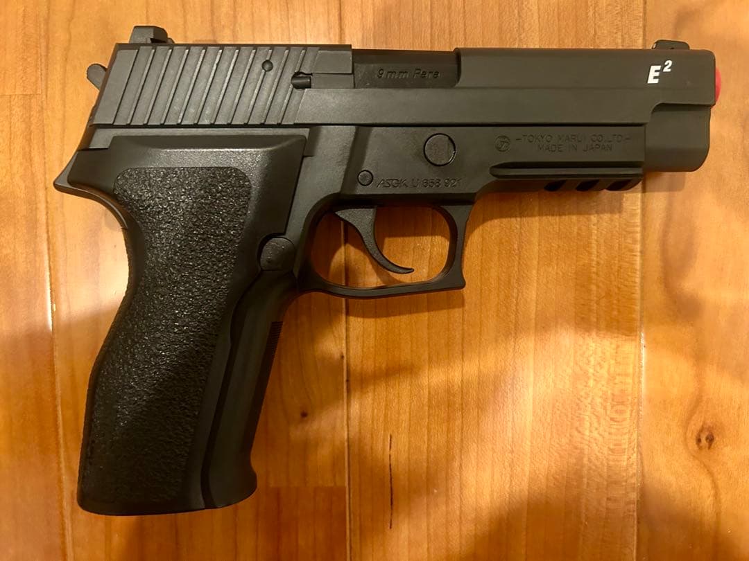p226 E2 東京マルイ ガスガン 純正マガジン+1セット