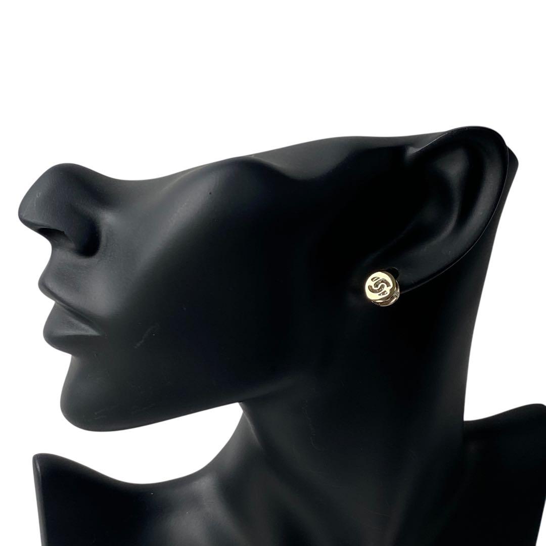 片耳 シャネルCHANEL ココマーク ボタンピアス B25 V ゴールド