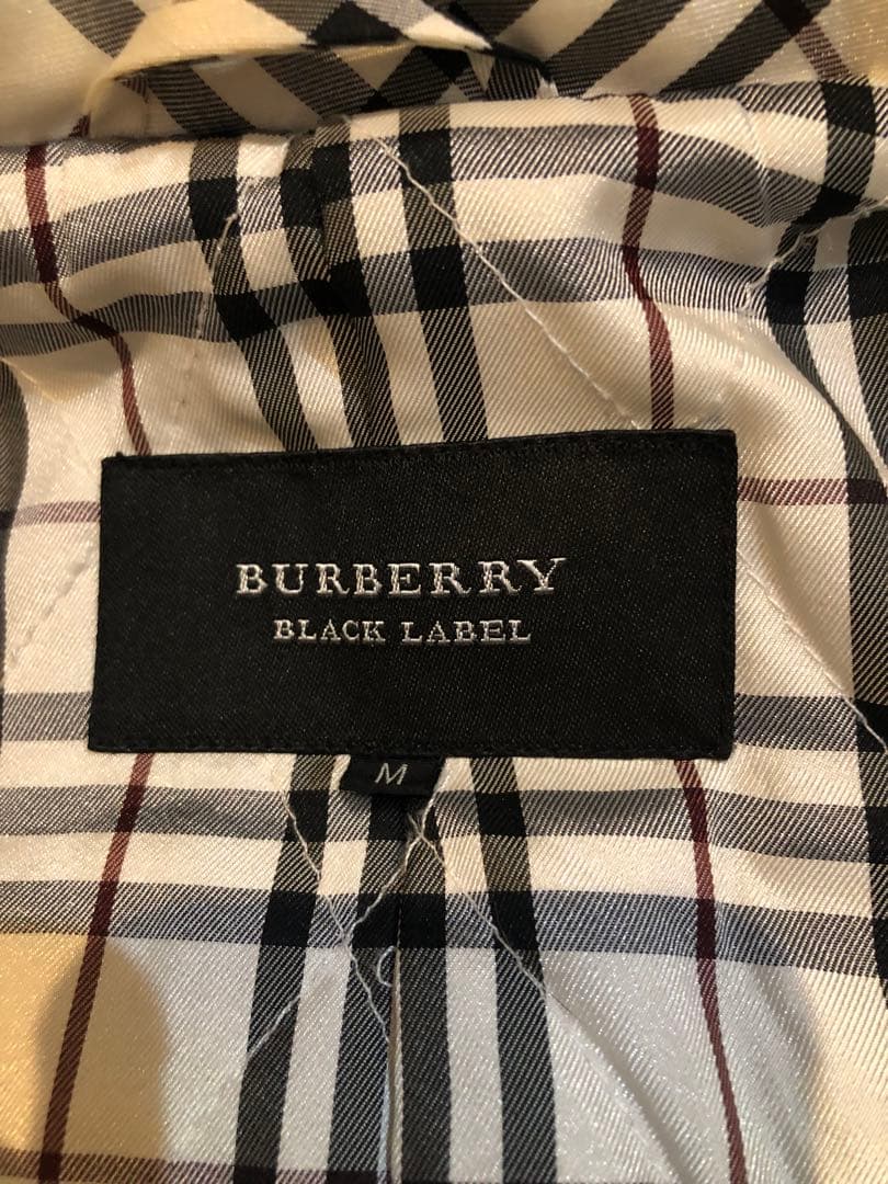 T*A様 バーバリーブラックレーベル　ホワイト羊革レザージャケット