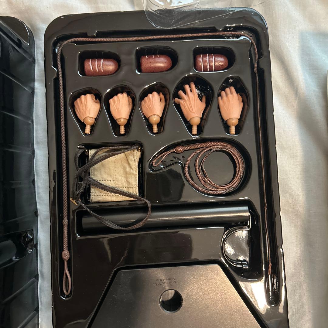 hiroshiサイドショウ　インディアナ・ジョーンズ フィギュア