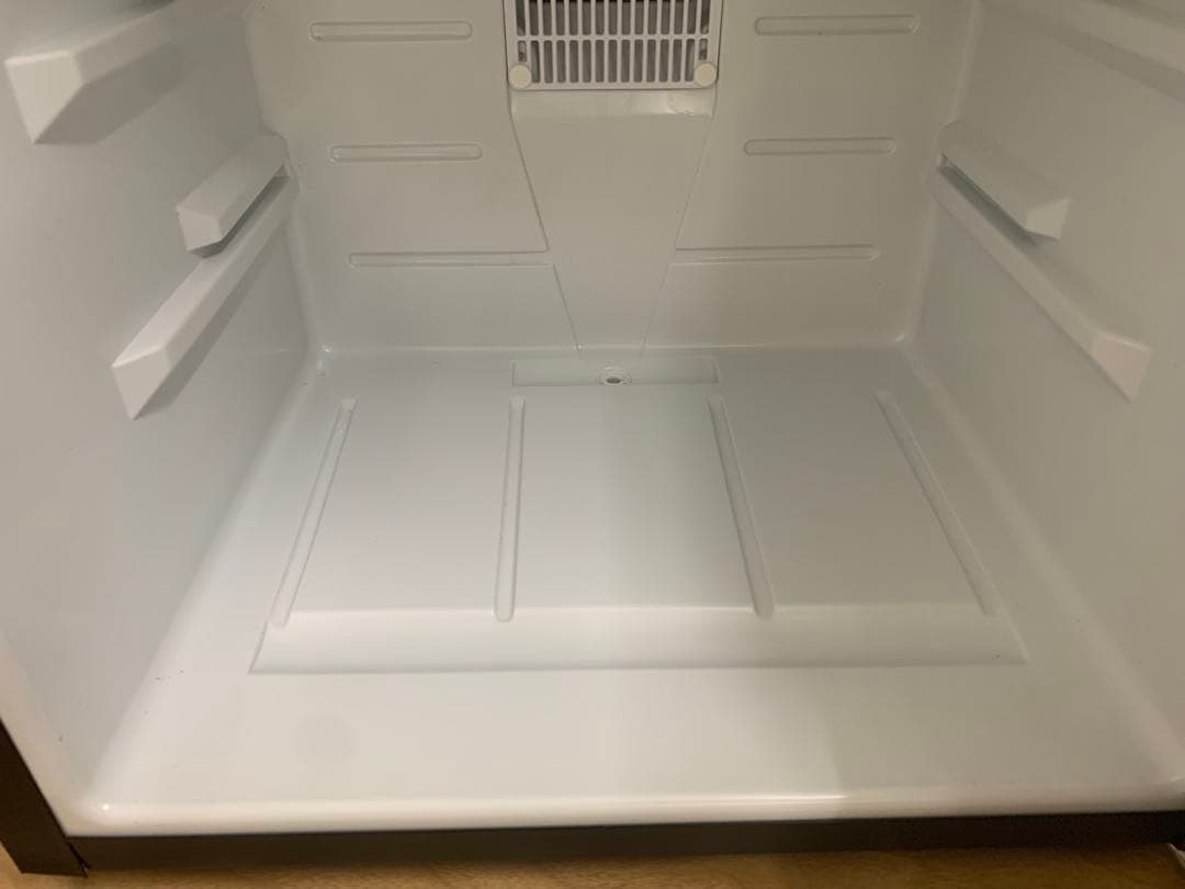 ペルチェ式小型冷蔵庫 35L