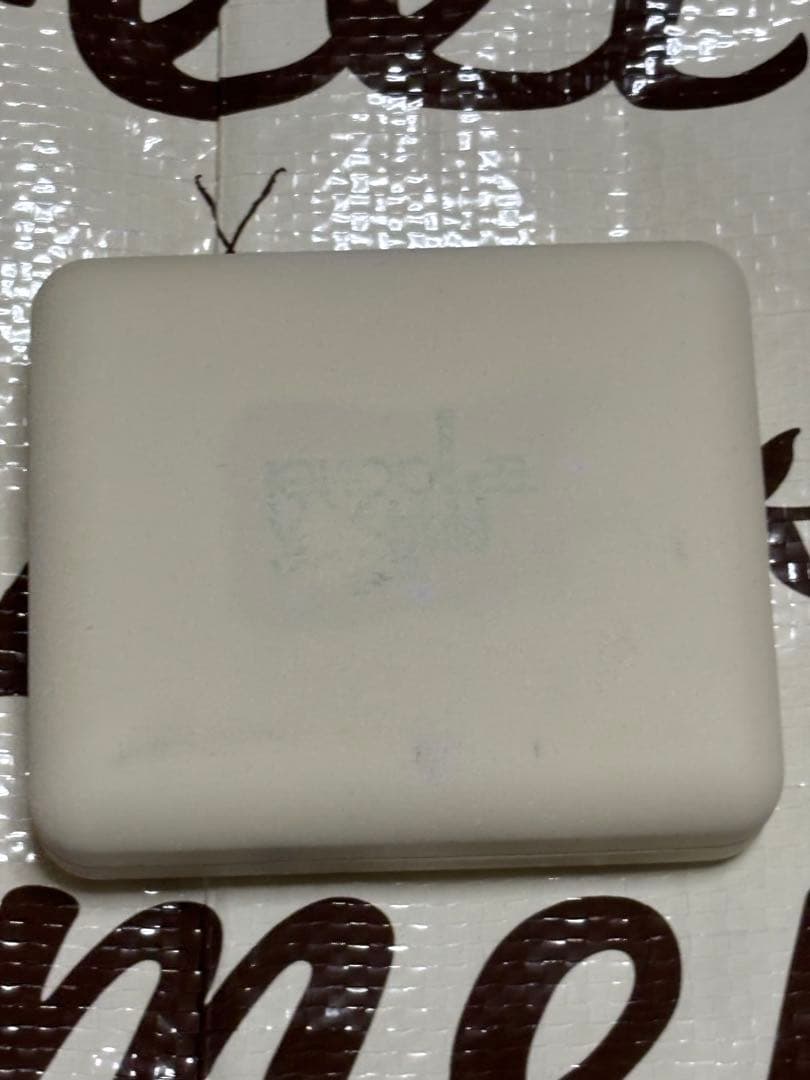 ★嫌がらせお断り★2014 LEE JOON GI Dreaming ブローチ