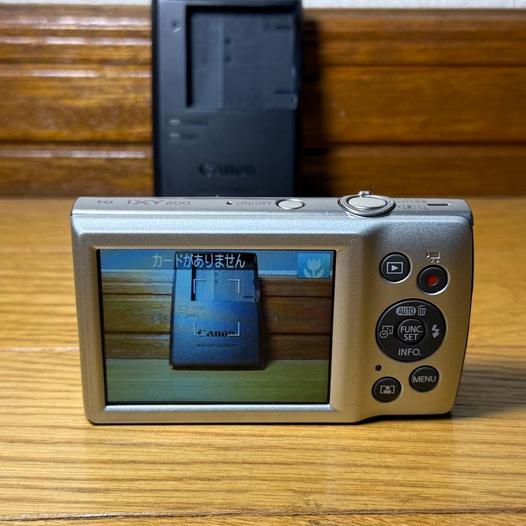 【美品】Canon IXY 200 コンパクトデジタルカメラ
