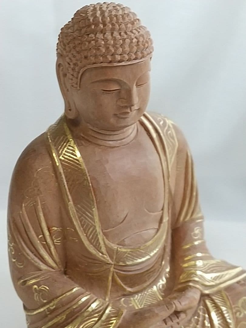 釈迦如来坐像 2.5寸 #328 像のみ 金彩有 お釈迦さま ◆白檀 木彫 仏像